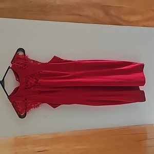 Red, size 2 but fits like a 4. Express cocktail dress